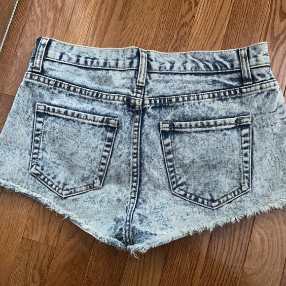 Jean shorts - Picture 3 of 3